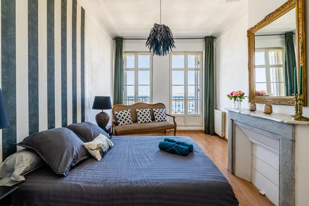 T2 Vue Mer Au Pied De La Major Marselha Exterior foto